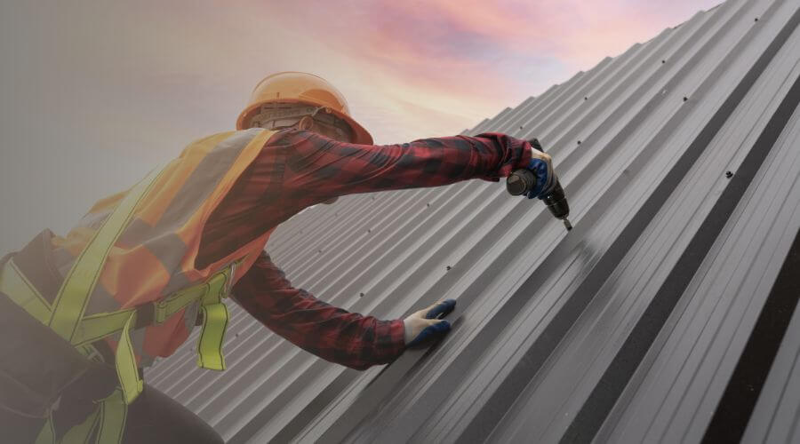 Professional gutter cleaning in Delaware, OH